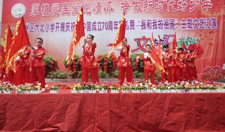 离婚后有判决书,上面写着可以探望孩子,可以带孩子住两天。男方不让接孩子怎么办?-最佳问答类网站